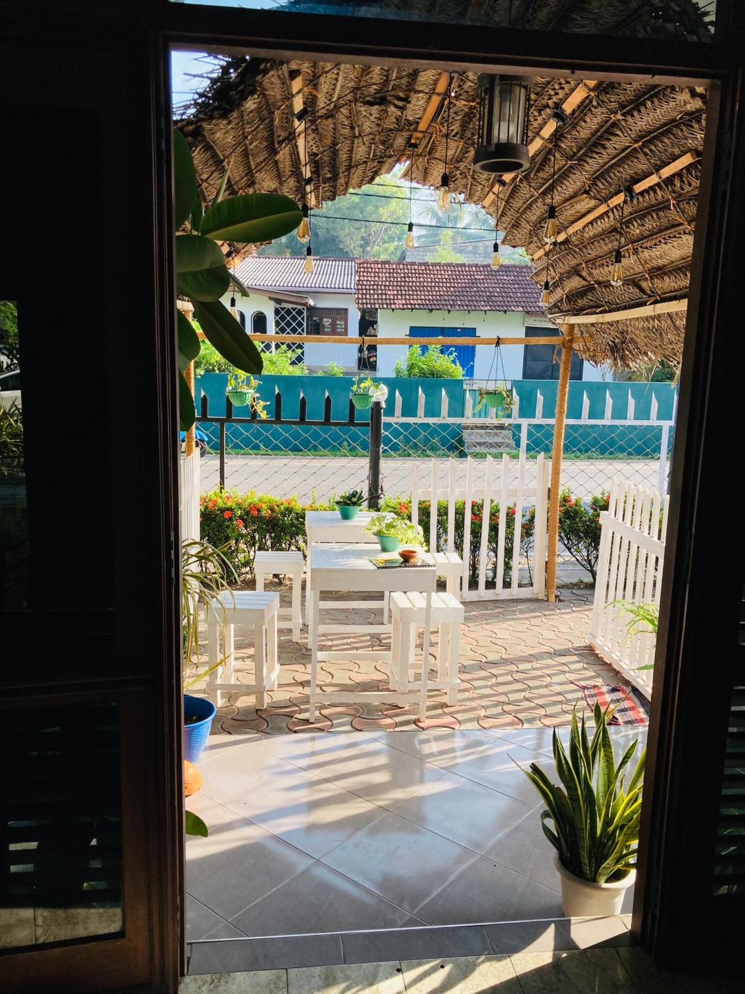 White Horse Mirissa Hotel Exterior foto